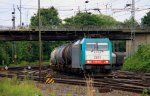 Die Cobra 2831 kommt mit einem gemischten Gterzug aus Kln-Gremberg nach Antwerpen-Noord(B) und fhrt in Aachen-West ein bei der Abendsonne am 23.6.2012.