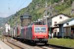 2x SBB Cargo 482 mit gemischtem Güterzug, Kaub, 16.5.2014