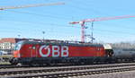 ÖBB-Produktion GmbH, Wien [A] mit  1293 001  [NVR-Nummer: 91 81 1293 001-4 A-ÖBB] und einem Getreidezug am 18.03.20 Magdeburg Hbf.