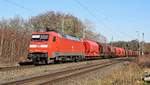 DB Cargo 152 146 mit Schüttgutwagenzug in Richtung Osnabrück (Vehrte, 24.02.2021).