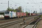 186 107 (RX2) der RTB zieht am 17.04.2012 einen Containerzug durch Schwetzingen