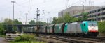 Die Cobra 2822 kommt aus Richtung Montzen/Belgien mit einem Kurzen Coilzug aus Kinkempois(B) nach Novo-Mesto(SLO) und fhrt in Aachen-West ein in der Regenstimmung am Abend des 17.5.2013.