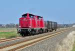 V100 2299 und 2091 mit Rungenwagen fr Holztransport bei Eu-Wikirchen - 23.03.2012