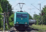 185 614-5 mit Kesselwagen durch Bonn-Beuel - 10.06.2021