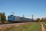 Mit einem  LKW WAlter -KLV nach Italien fuhr am 13.10.2017 die ATLU/XRAIL 185 535-2 bei Hügelheim über die KBS 703 in Richtung Schweizer Grenze.