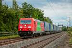 DB 185 205-2  Das ist grün  mit LKW Walter KLV in Thüngersheim, August 2021.