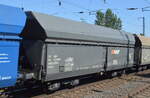Tschechischer vierachsiger Schüttgutwagen mit schlagartiger Schwerkraftentladung vom Einsteller PKP Cargo Internationial a.s.