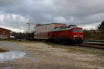 233 321 mit einem Militärzug bei der Durchfahrt in Nürnberg-Ost Richtung Nürnberg Rangierbahnhof, 12.03.2020