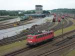 14 003-5 fhrt am 27.8.2011 aus der Abstellanlage von Maschen rbf in Richtung der Richtungsgruppen.