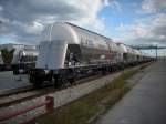 Uacns Staubgutwagen abgestellt am 30.September 2009 in Mukran.Diese Wagen bringen Zement von Lgersdorf nach Mukran.