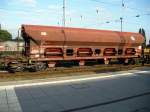 Gedeckter Schttgutwagen der Bauart Tads (35 80 8019 303-1) im Bf Oranienburg am 01.10.2010.