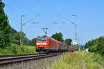 DB Cargo 185 192 mit Schiebeplanenwagenzug in Richtung Gießen (Katzenfurt, 05.06.2018).