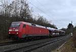 Aus Bad Friedrichshall Hbf kommt 152 163-2 am Mittag des 1.12.2021 durch Neckargerach gen Zwingenberg gefahren.