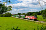 186 382 Akiem/HSL  European Logistics Together  mit einem Hödlmayr Autotransportzug bei Postbauer-Heng Richtung Regensburg, 03.07.2021