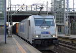 METRANS Rail s.r.o. mit  386 008-7  [NVR-Number: 91 54 7386 008-7 CZ-MT] und Containerzug aus Polen Richtung Hamburg am 29.11.18 Bf. Berlin-Hohenschönhausen.