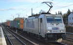 METRANS Rail s.r.o., Praha [CZ]  386 008-7  [NVR-Nummer: 91 54 7386 008-7 CZ-MT] mit Containerzug aus Polen am 28.11.19 Berlin Hirschgarten.