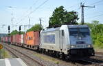 METRANS Rail s.r.o., Praha [CZ] mit  386 036-8  [NVR-Nummer: 91 54 7386 036-8 CZ-MT] und Containerzug am 16.05.22 Durchfahrt Bf. Saarmund.