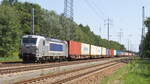 METRANS a.s., Praha [CZ] mit 383 406-6 (NVR-Nummer: 91 54 7383 406-6 CZ-MT) und Containerzug auf den südlichen Berliner Außenring am 20. August 2023.