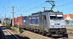 METRANS Rail s.r.o., Praha [CZ] mit ihrer  386 001-2  [NVR-Nummer: 91 54 7386 001-2 CZ-MT] und einem Containerzug am 04.09.23 Höhe Bahnhof Luckenwalde.