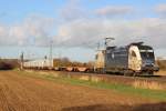 Am 13.November 2013 war WLC 182 568 mit einem Containerzug bei Elze(Han) auf dem Weg Richtung Sden.