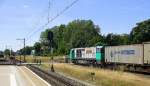 Ein Blick auf die 1605 von LOCON sie kommt mit einem Ewals-Cargo-Care-Containerzug aus Novara(I) nach Geleen-Lutterade(NL) und fährt in Geleen-Lutterade(NL) ein.