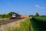 193 648 MRCE/Boxxpress mit einem Containerzug bei Batzhausen Richtung Nürnberg, 20.07.2021