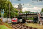 DB 193 355 mit Tankcontainerzug in Wuppertal, Juli 2025.
