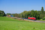 152 073 DB Cargo mit einem Containerzug bei Uffenheim Richtung Ansbach, 03.09.2021