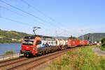 Deutschland 
Lok 193 469 von SBBCargo zieht einem Containerzug in Lorch
12/8/2024