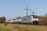 186 502-1 (Railpool / LINEAS) mit einem Containerzug in Ratingen Lintorf, 26. Februar 2026

Schöne Grüße an den netten Lokführer!