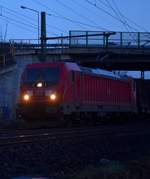 Späterer Abend war es als die 187 103 durch Lintorf gen Duisburg mit einem Mischer unterwegs war.