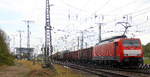 189 085-4 DB fährt mit einem gemischten Güterzug aus Köln-Gremberg nach Köln-Kalk und verlässt Köln-Gremberg in Richtung Köln-Kalk.