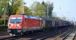 DB Cargo AG [D] mit  187 118  [NVR-Nummer: 91 80 6187 118-5 D-DB] und gemischtem Güterzug am 23.10.19 Richtung Frankfurt/Oder in Berlin Hirschgarten.
