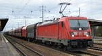 DB Cargo AG [D] mit  187 140  [NVR-Nummer: 91 80 6187 140-9 D-DB] und gemischtem Güterzug am 21.01.21 Durchfahrt Bf.