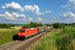 185 361 DB Cargo mit einem gemischten Güterzug bei Parsberg Richtung Nürnberg, 20.07.2020