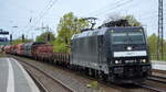 DB Cargo AG, Mainz [D] mit der MRCE Dispo  185 567-5  [NVR-Nummer: 91 80 6185 567-5 D-DISPO] und gemischtem Güterzug am 04.05.22 Durchfahrt Bf. Saarmund.