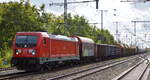DB Cargo AG [D] mit  187 131  [NVR-Nummer: 91 80 6187 131-8 D-DB] und einem gemischten Güterzug am 11.10.22 Durchfahrt Bahnhof Golm.
