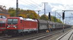DB Cargo AG [D] mit  187 156  [NVR-Nummer: 91 80 6187 156-5 D-DB] und einem gemischten Güterzug am 19.10.22 Durchfahrt Bahnhof Golm.
