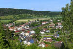 Unter Eisenbahnfreunden ist der Ort Dollnstein im Naturpark Altmühltal wohlbekannt.
