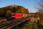 187 196 DB Cargo mit einem gemischten Güterzug bei Postbauer-Heng Richtung Nürnberg, 07.03.2022