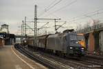 EG 3113 der DSB rollt mit einem Ganzzug aus Dnemark durch Hamburg-Harburg nach Maschen Rbf, wo ein Lokwechsel stattfinden wird. Aufgenommen am 28.11.10.