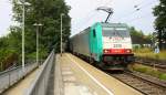 Die Cobra 2818 kommt als Umleiter mit einem langen gemischten Güterzug aus Köln-Gremberg(D) nach Antwerpen-Noord(B) und fährt durch Kohlscheid aus Richtung Herzogenrath und fährt