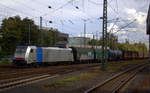 186 450-3 von Lineas/Railpool  kommt aus Richtung Montzen/Belgien mit einem Güterzug aus Antwerpen-Noord(B) nach Köln-Gremberg(D) und fährt in Aachen-West ein.