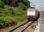 186 450-3 von Lineas/Railpool kommt mit einem Papierzug aus Köln-Gremberg nach Zeebrugge(B) und kommt aus Richtung
