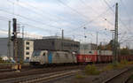 186 182-2 von Lineas/Railpool  kommt aus Richtung Montzen/Belgien mit einem Güterzug aus Antwerpen-Noord(B) nach Köln-Gremberg(D) und fährt in Aachen-West ein. 
Aufgenommen vom Bahnsteig in Aachen-West.
Am Nachmittag vom 13.11.2019.