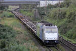 Rpool 186 295-2 unterwegs für Lineas auf der Hamm-Osterfelder Strecke in Recklinghausen 6.10.2020