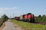 294 727-3 (DB Schenker) mit einem Güterzug in Kaarst