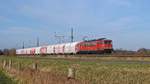Die an DB Cargo vermietete Railpool 155 096 befindet sich mit einem Kalkzug 23.02.18 bei Diepholz auf dem Weg in Richtung Osnabrück.