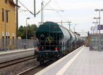 Ein Nachschuss vom dem Kalkleerzug aus Oberhausen-West(D) nach Hermalle-Huy(B). 
Aufgenommen vom Bahnsteig 2 in Lindern.
Bei Sonne und Wolken am Nachmittag vom 11.7.2019.