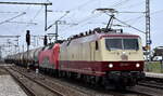 Bahnlogistik24 GmbH, Dresden mit der Doppeltraktion mit der angemieteten SEL Lok  120 144-1  (NVR: 91 80 6120 144-1 D-SEL ) +  120 201-9  Name:  Rosi  (NVR: 91 80 6120 201-9 D-BLC ) und einem